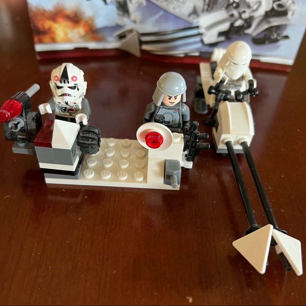 LEGO Star Wars, #8084 Snow Trooper Battle Pack Retired, manual, figures, no box